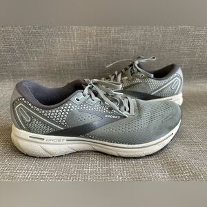 Brooks Gray Athletic Shoes